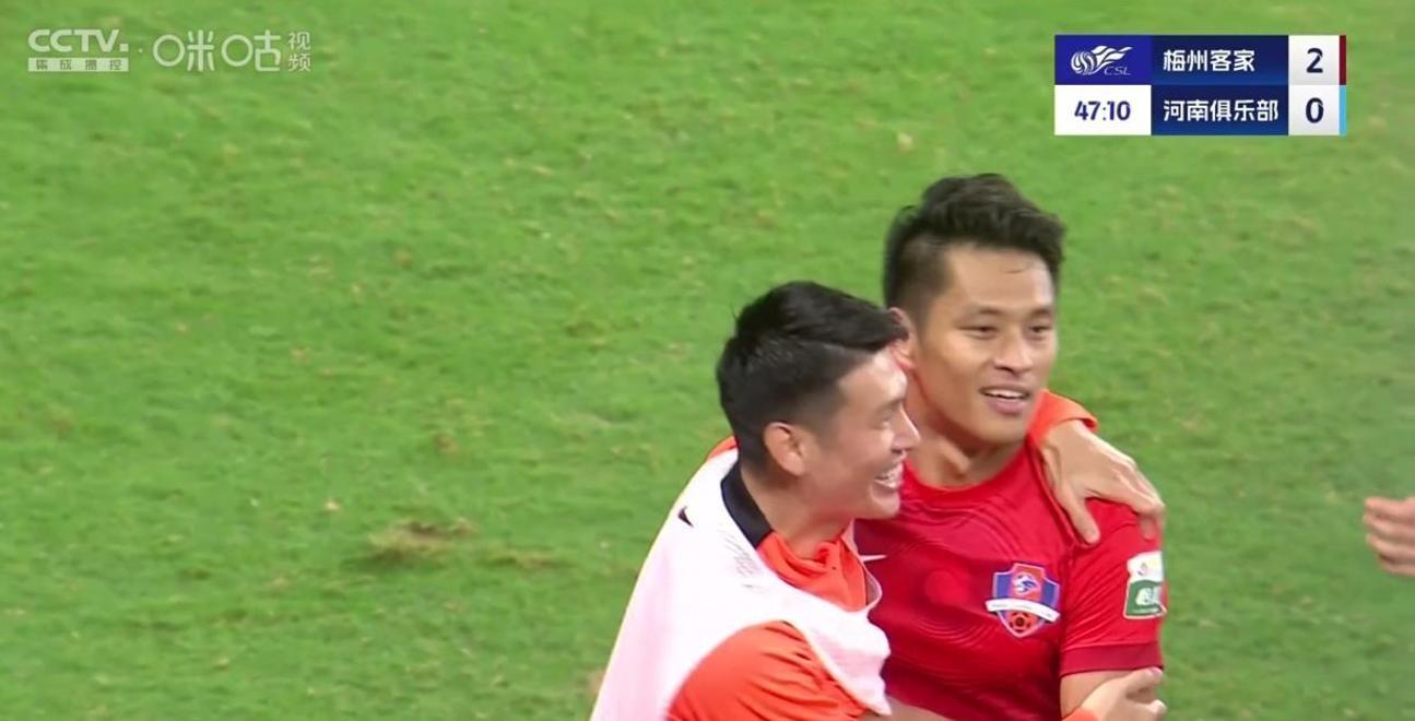 aoa体育课程-关于滚滚足球热潮，中超球队斩获连胜的信息