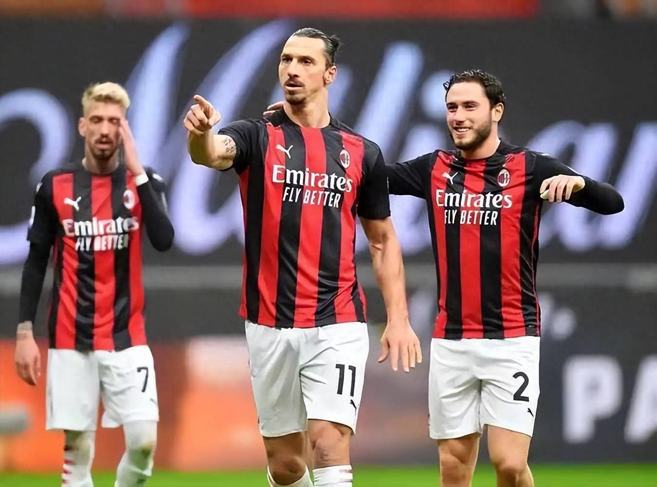 aoa体育教练-关于AC米兰主场占优，战胜对手稳居争冠之路的信息