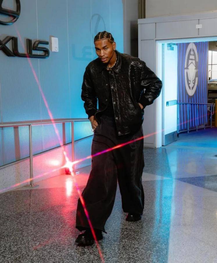 aoa体育视频-关于卡尔蒂斯冲击季军，年轻球员表现亮眼的信息