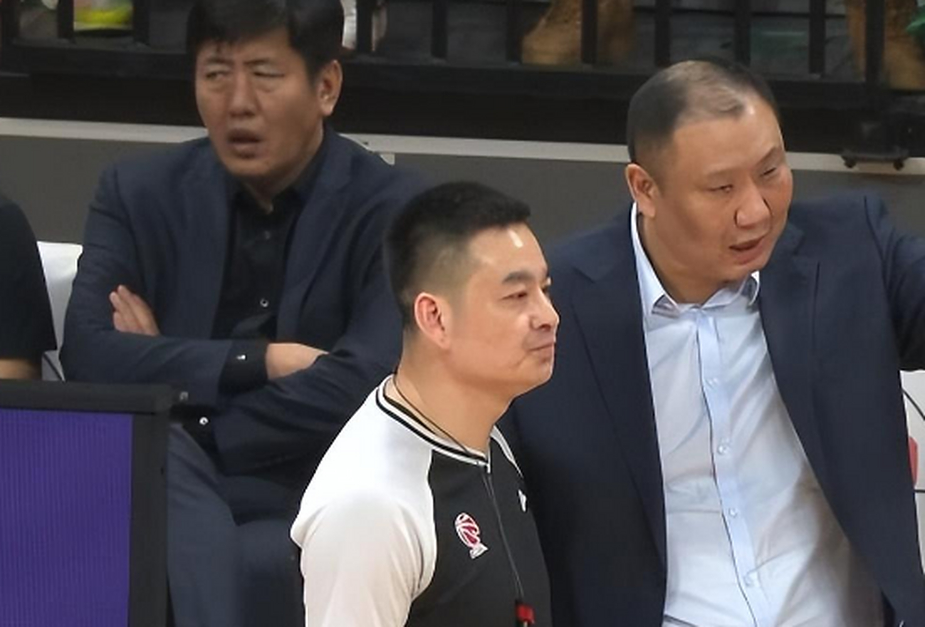 湖北男篮客场失利，全队明确调整方案备战下一场