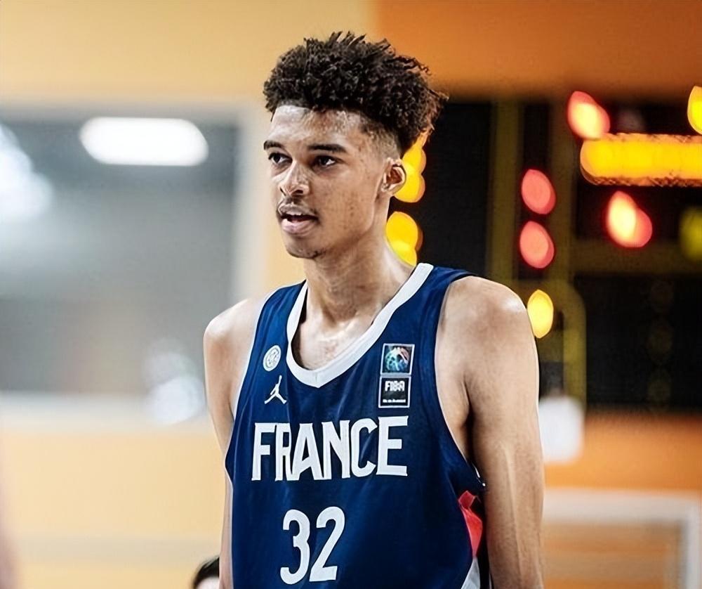 意大利赛场迎来新秀,年轻球员表现抢眼 意大利赛场迎来新秀,年轻球员表现抢眼