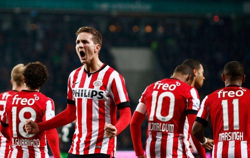 aoa体育教练-关于PSV埃因霍温客场告捷，荷甲劲旅登顶榜单的信息