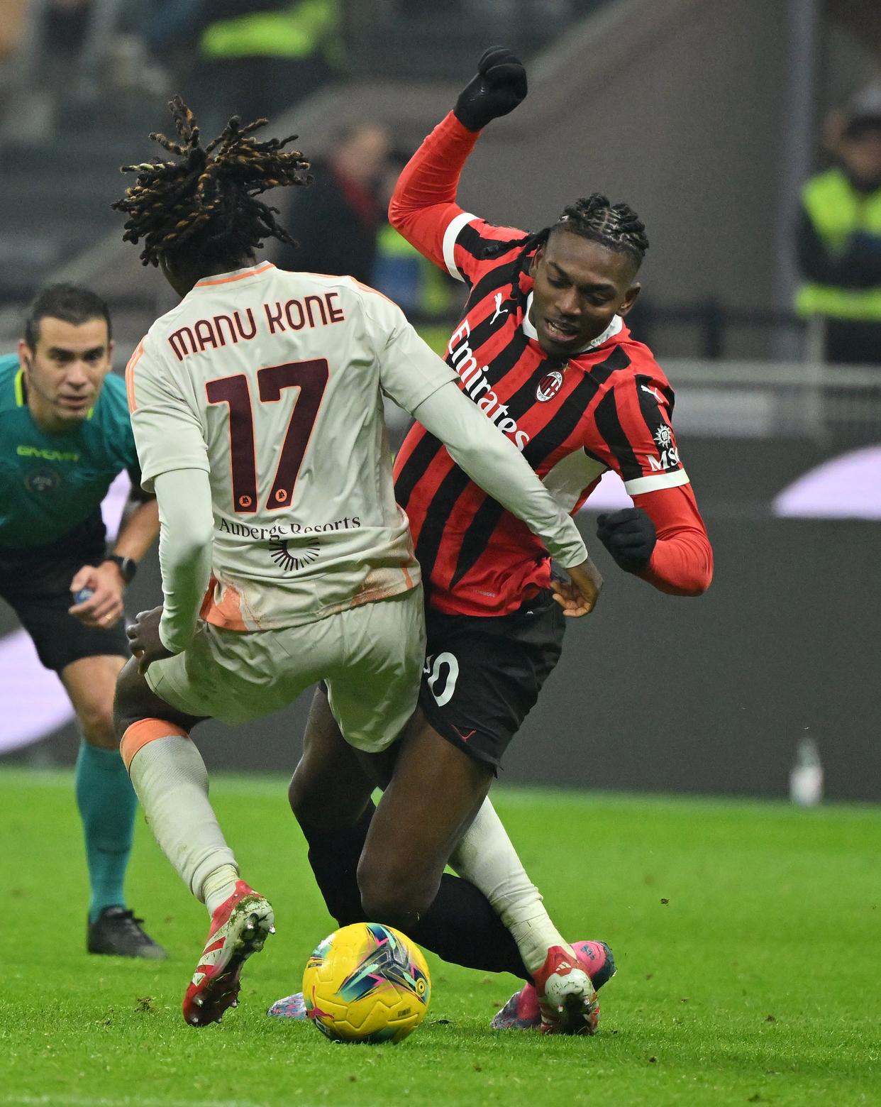 aoa体育教练-关于意大利足球赛事将引进新科技，提升比赛体验的信息