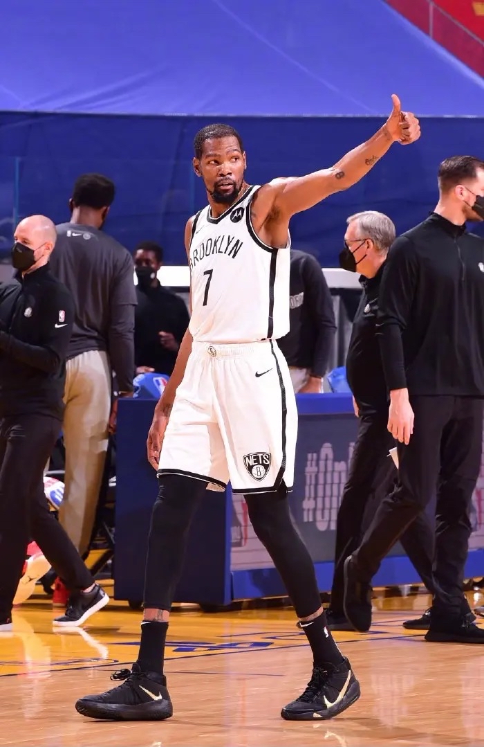 aoa体育视频-篮网逆袭猛龙西区半决赛战绩-平的简单介绍