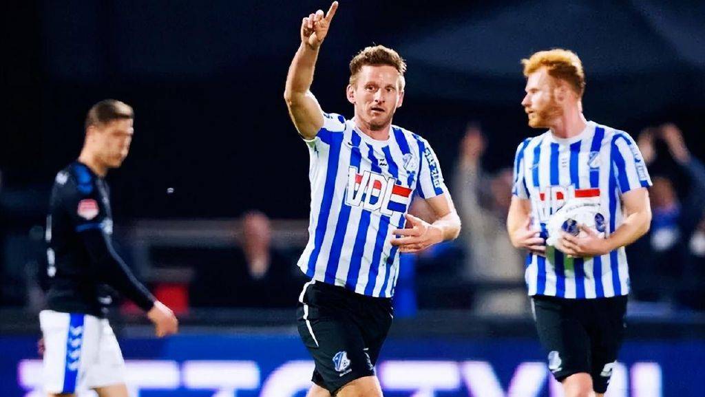 关于米德尔斯堡主场不敌哈德斯菲尔德,排名下滑的信息 关于米德尔斯堡主场不敌哈德斯菲尔德,排名下滑的信息