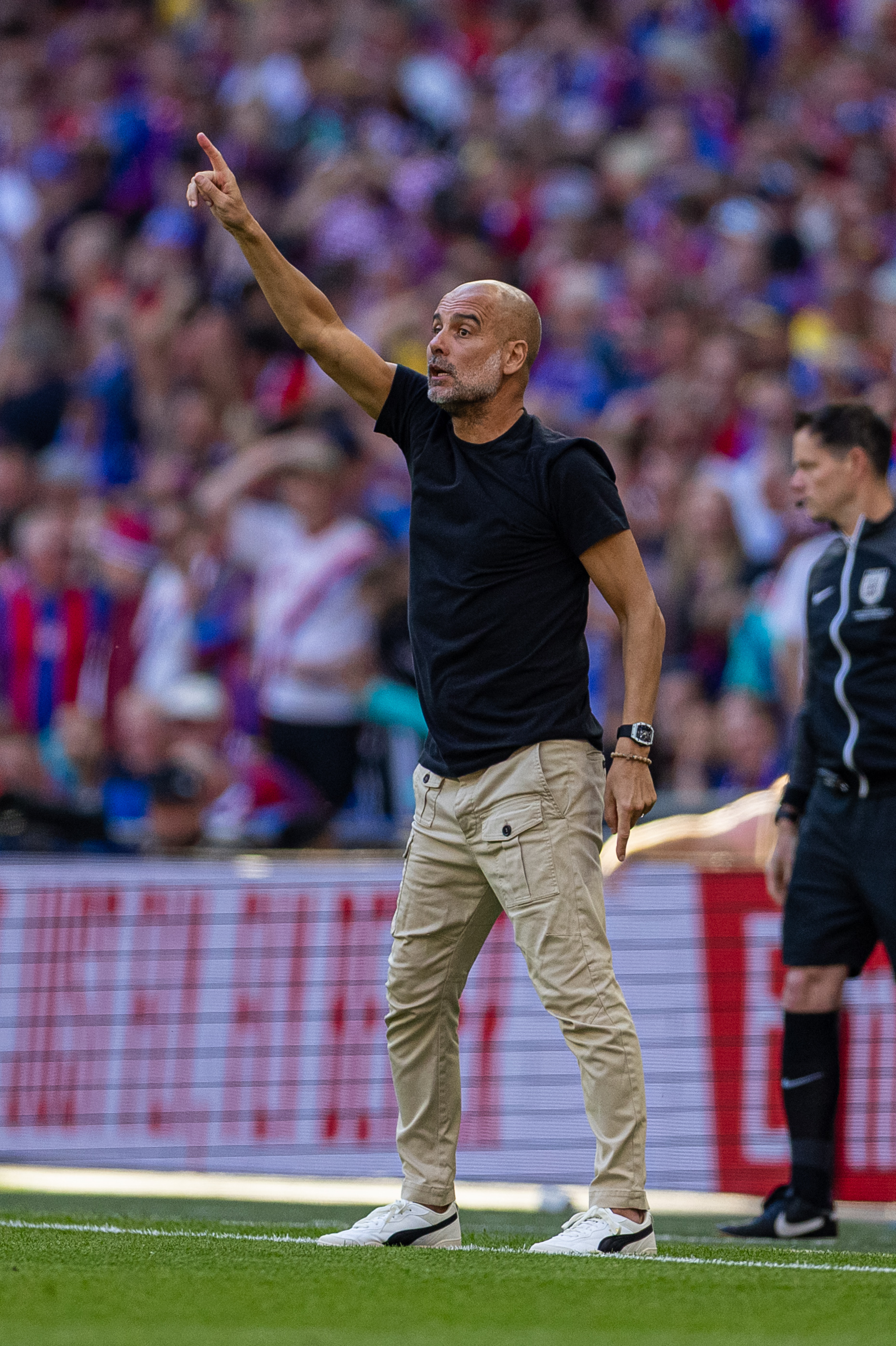 aoa体育课程-英格兰女足憾失冠军，黯然离场！