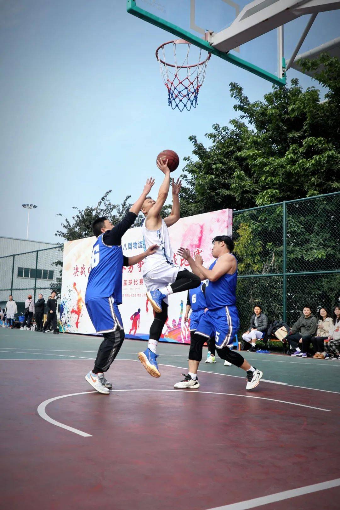 包含顶尖选手角逐,中国职业篮球锦标赛掀起旋风的词条 包含顶尖选手角逐,中国职业篮球锦标赛掀起旋风的词条