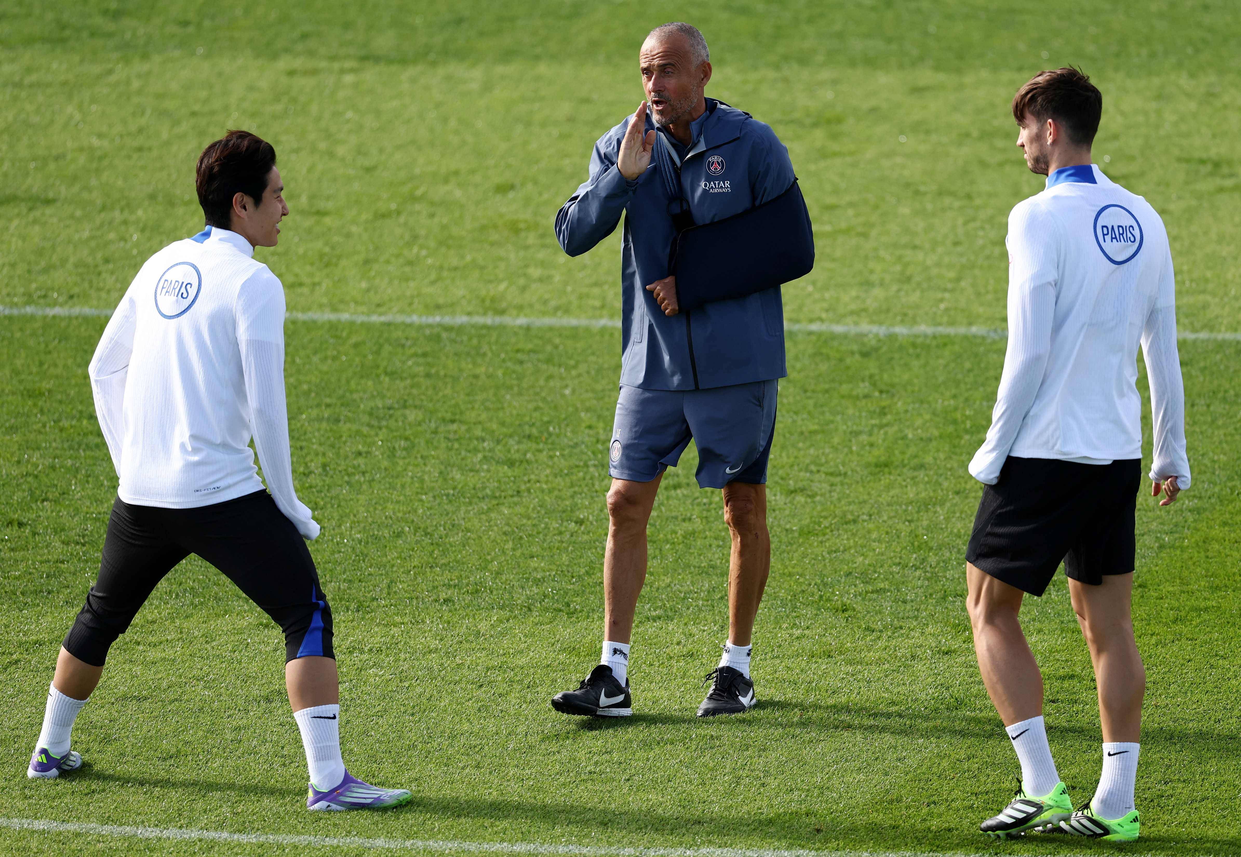 包含巴黎圣日耳曼神锋破门,领跑射手榜寻金靴的词条 包含巴黎圣日耳曼神锋破门,领跑射手榜寻金靴的词条