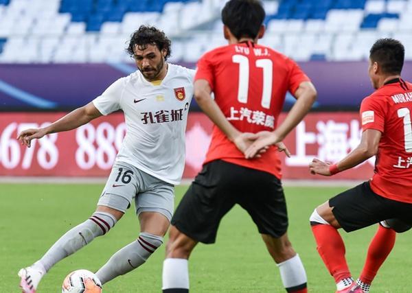 上港迎战华夏幸福,争取反扑 上港迎战华夏幸福,争取反扑