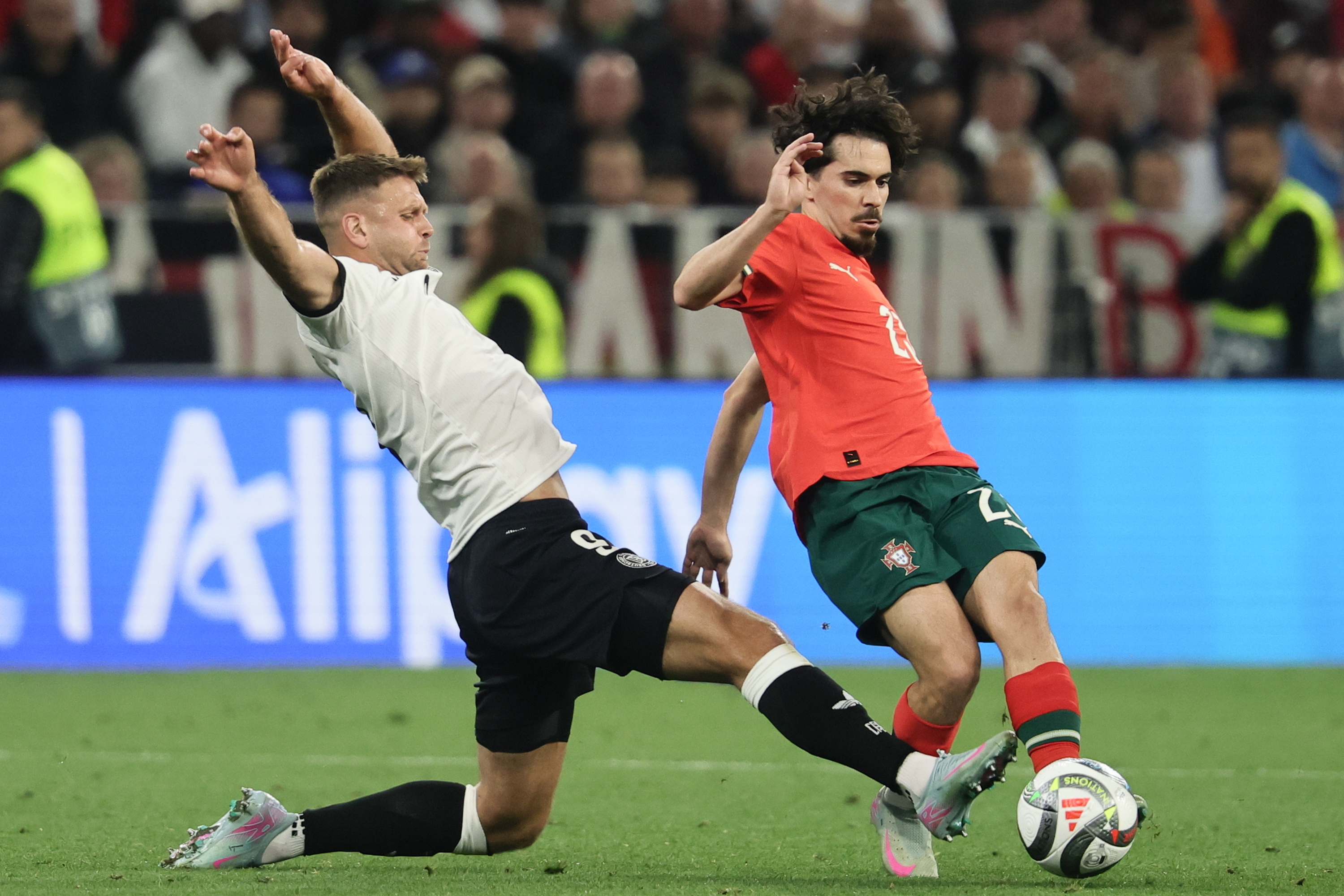 欧洲球队备战即将进行的国际比赛,状态亮眼的简单介绍 欧洲球队备战即将进行的国际比赛,状态亮眼的简单介绍